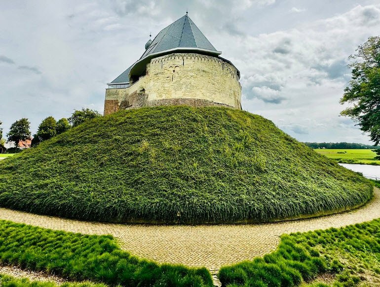 Kasteel de Keverberg, Netherlands